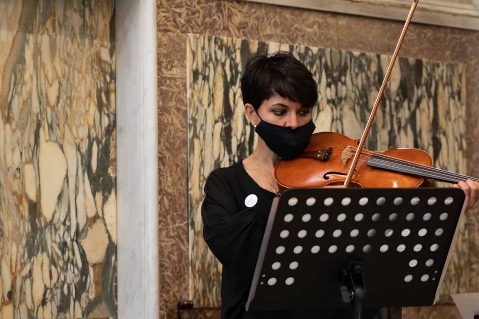 Giulia Ermirio Violista e Violinista