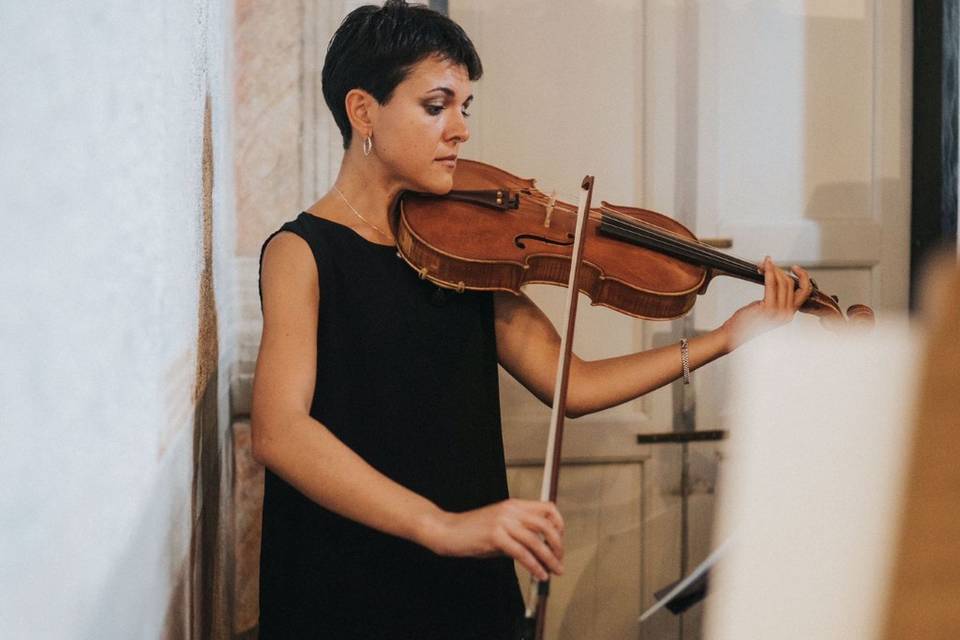 Giulia Ermirio Violista e Violinista