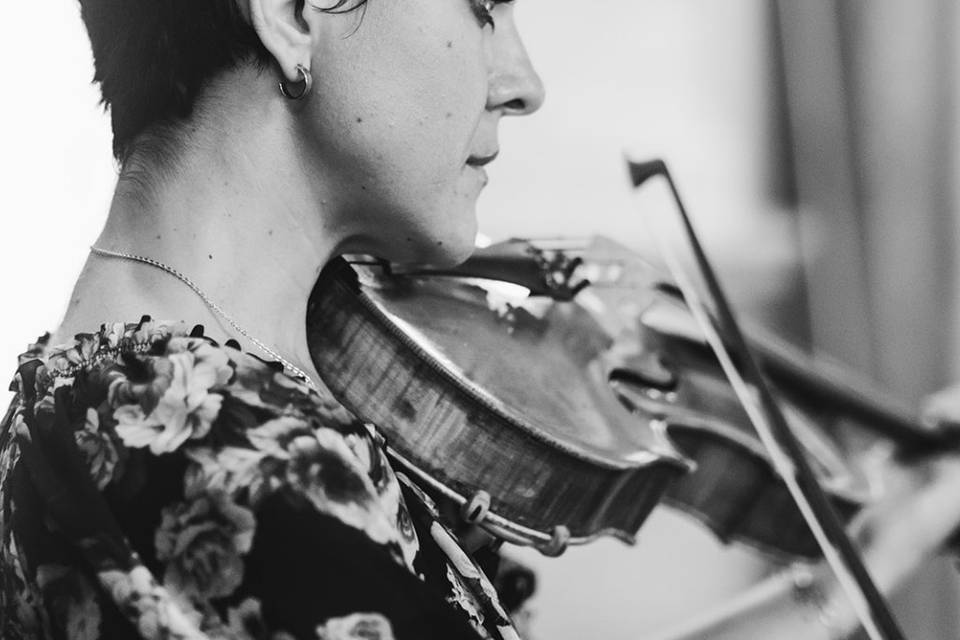 Giulia Ermirio Violista e Violinista