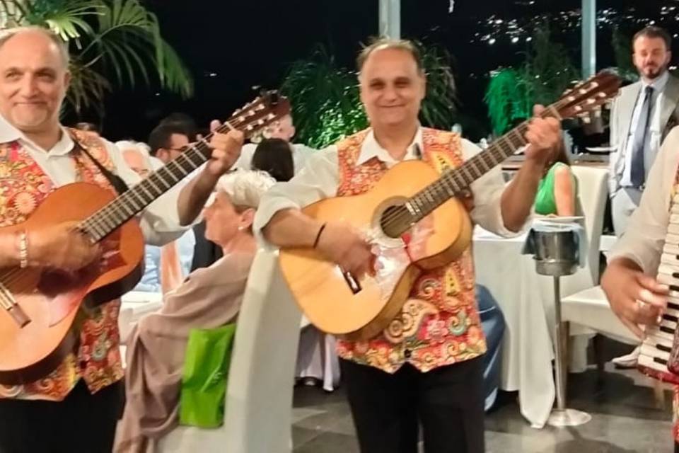 Folk i d'amuri