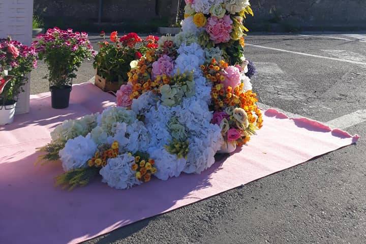 Cascata di fiori vaso sospeso