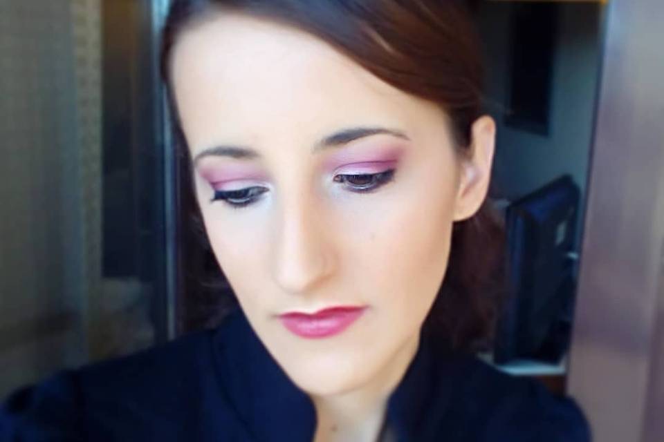 Self makeup invitata nozze