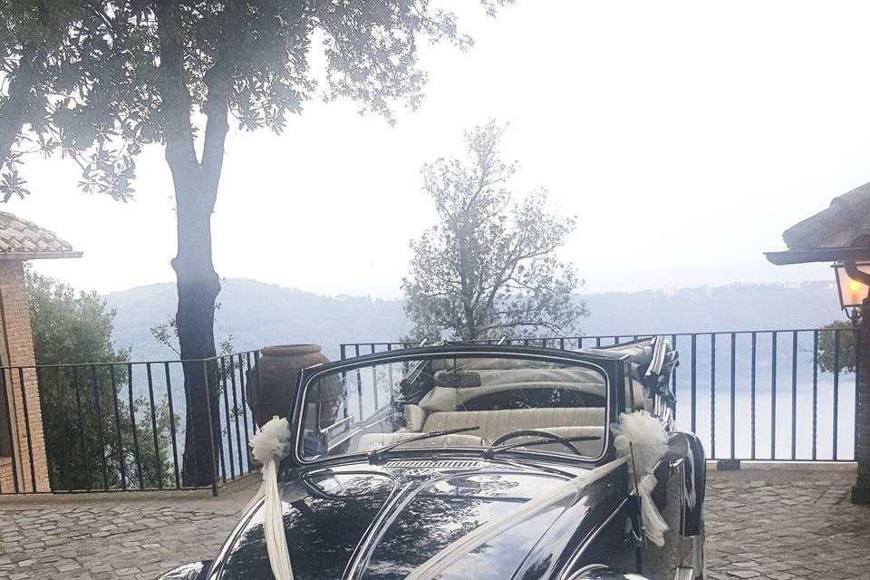 Maggiolino cabrio nero