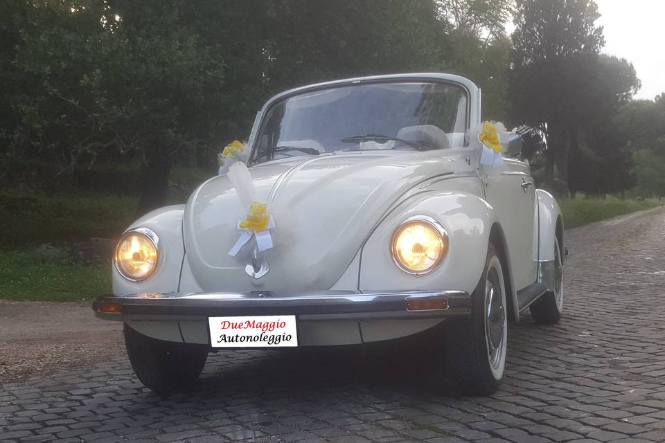 Maggiolone cabrio bianco