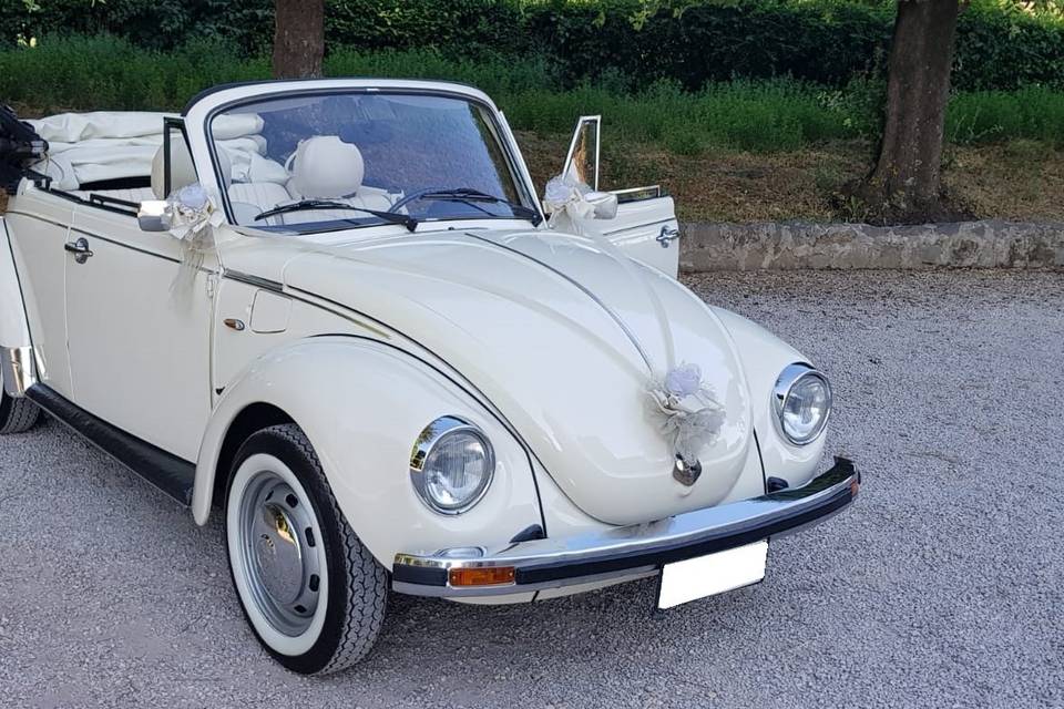 Maggiolone cabrio bianco