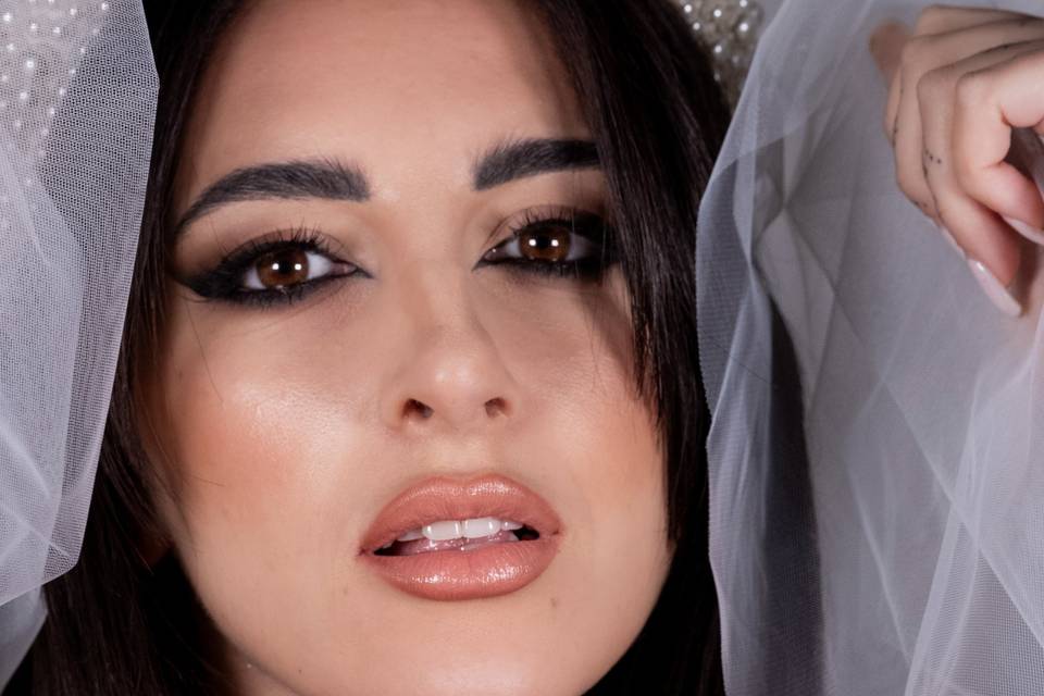 Sposa arabic makeup