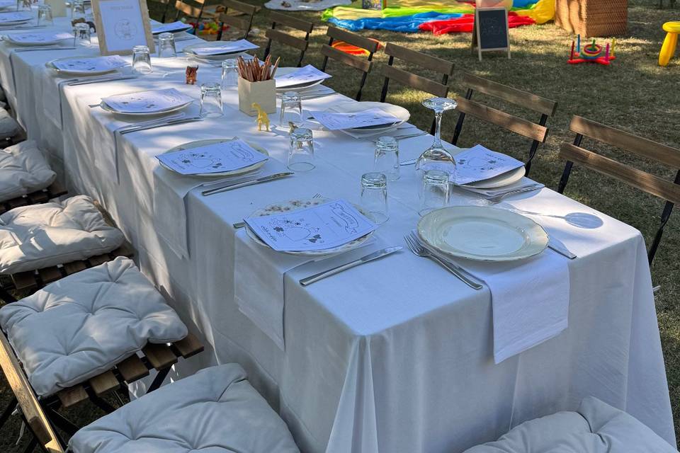 Kids table