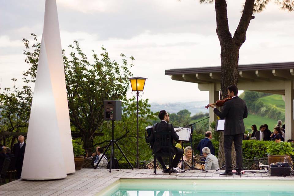 Musica dal vivo in piscina