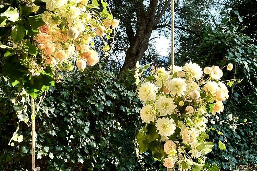 Altalena di fiori