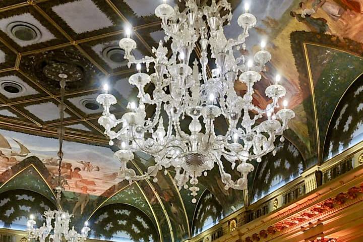 Tavolo imperiale