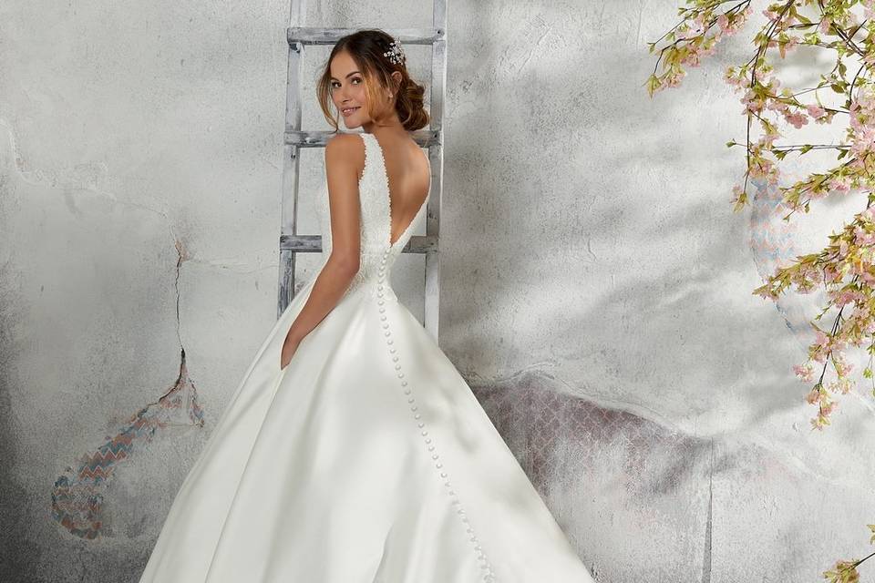 Atelier Alexander 5684 Morilee