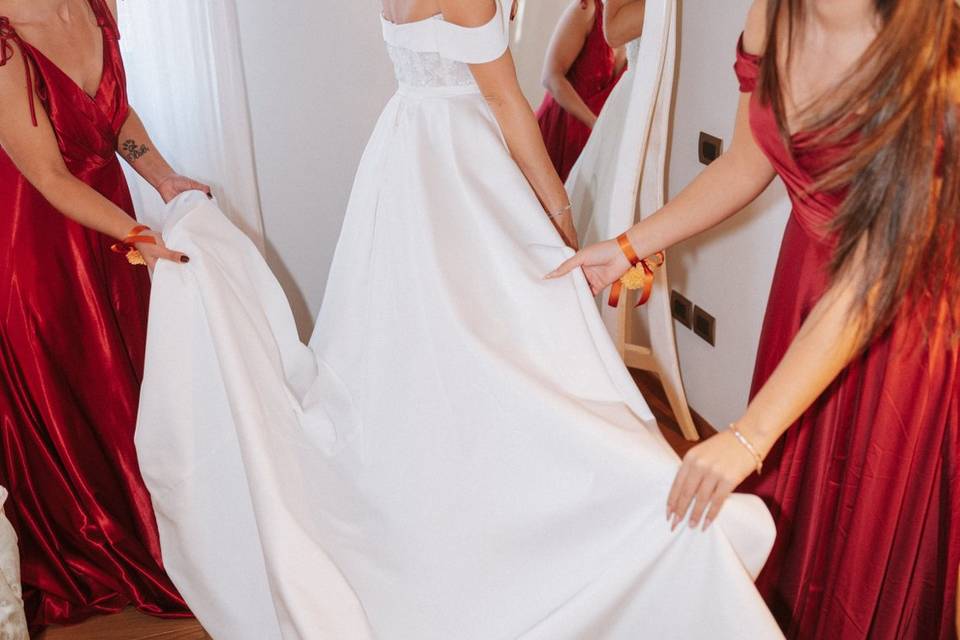 Sposa e damigelle