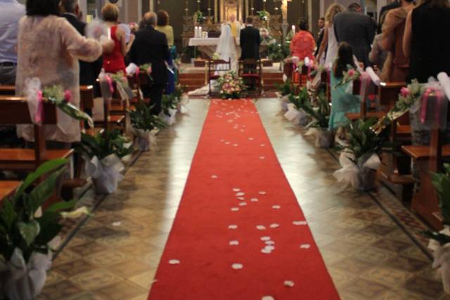 All'altare