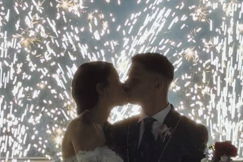 ✨