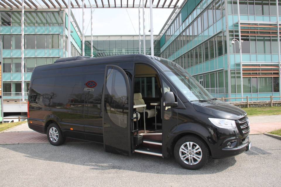 Extra Luxury Mercedes Sprinter