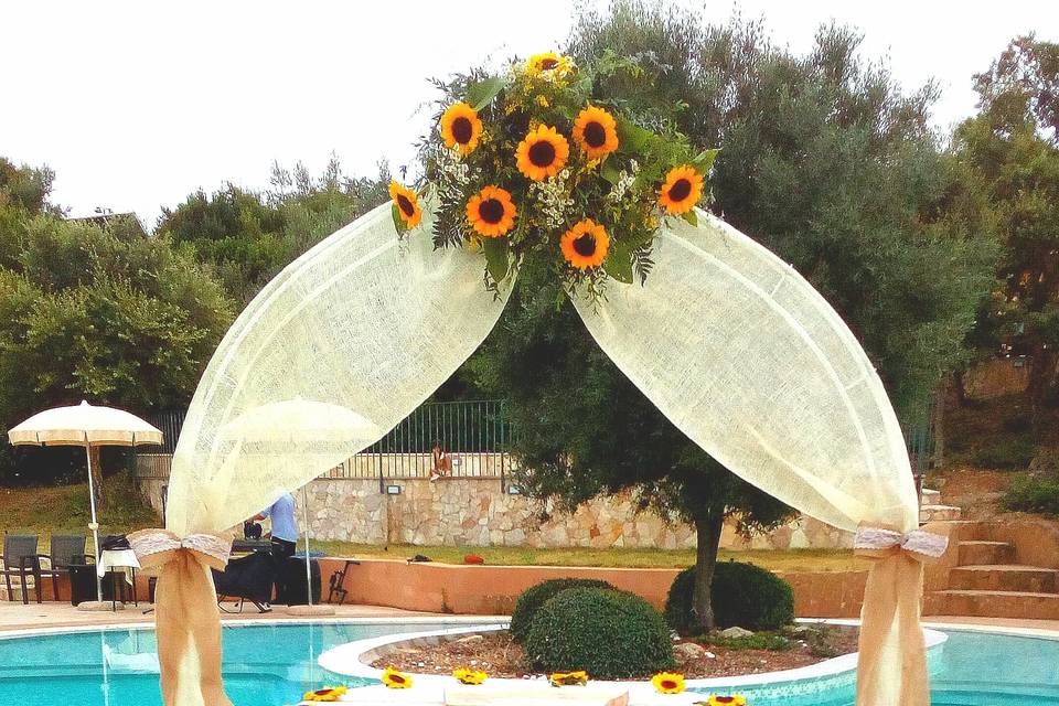 Arco con girasoli country chic