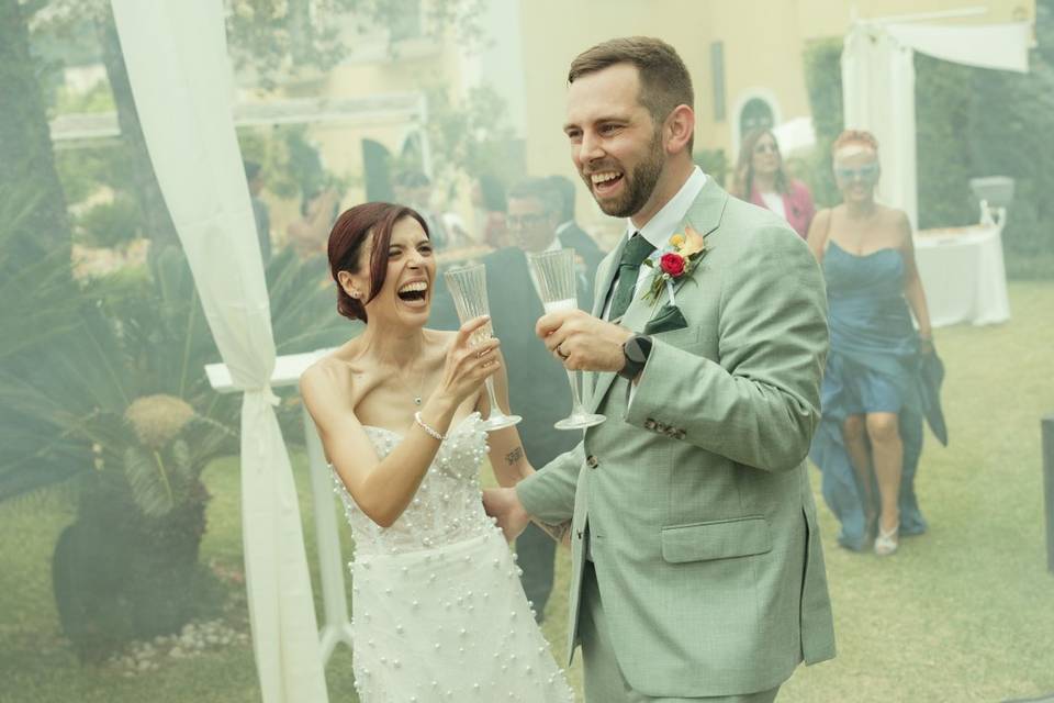 WEDDING MOMENTS