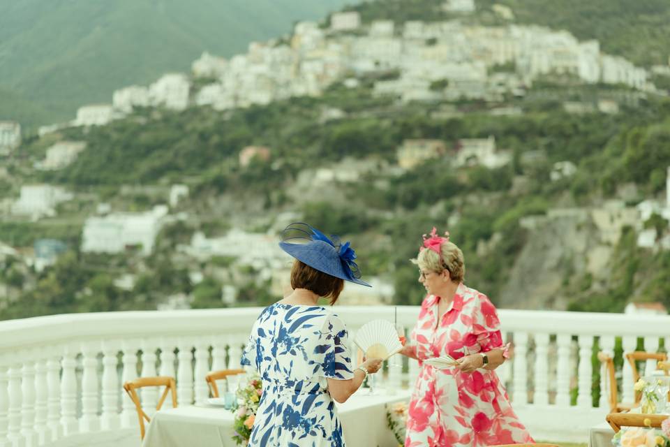 WEDDING MOMENTS