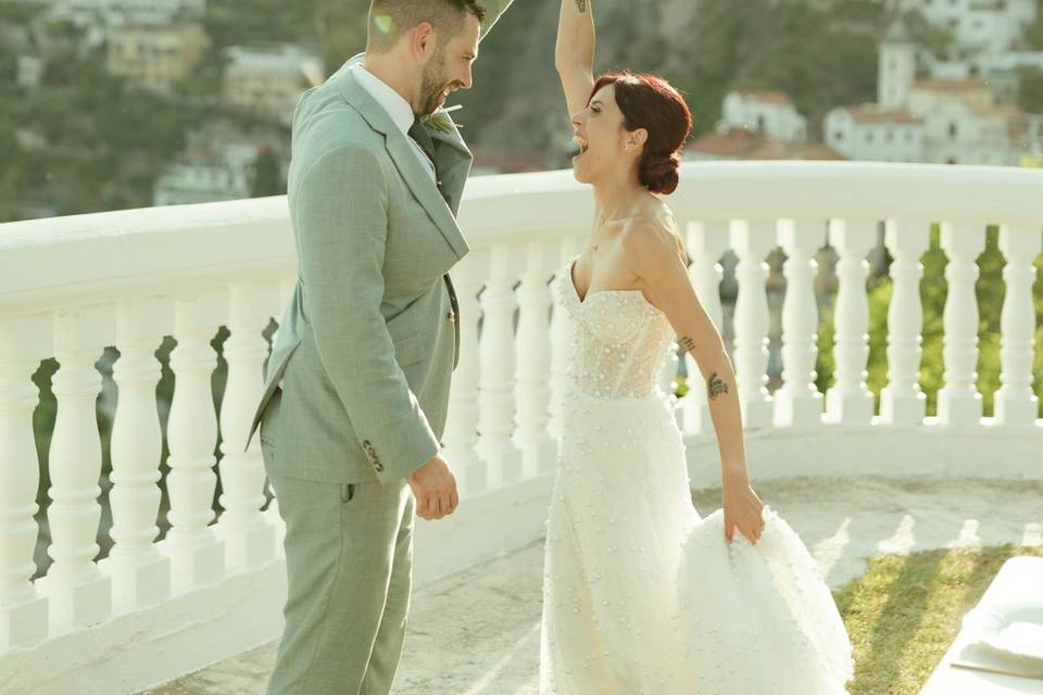 WEDDING MOMENTS