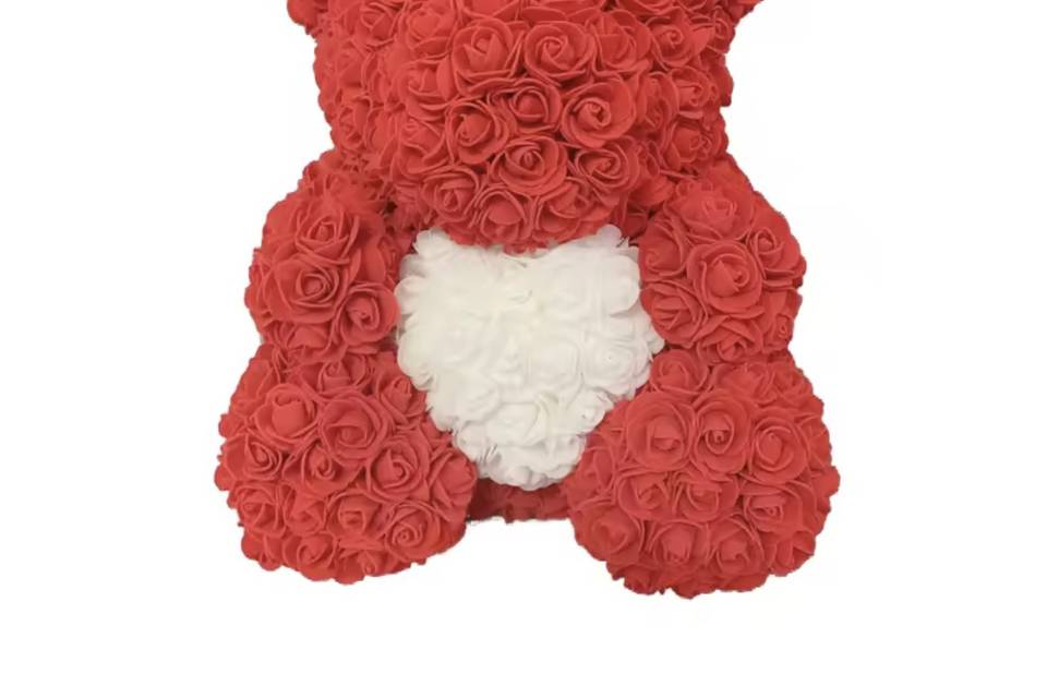 Orsetto con rose in lattice