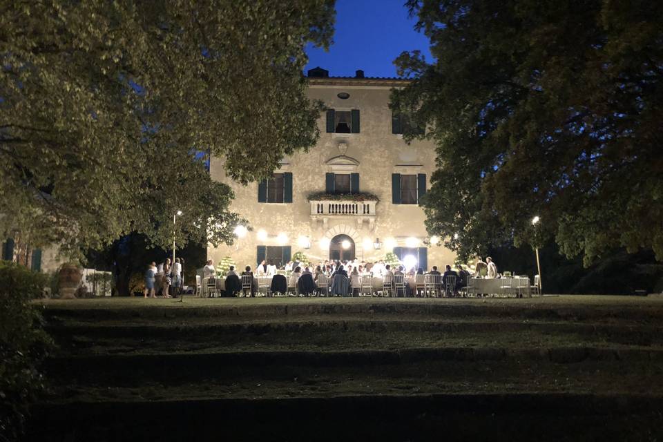 Villa in notturna