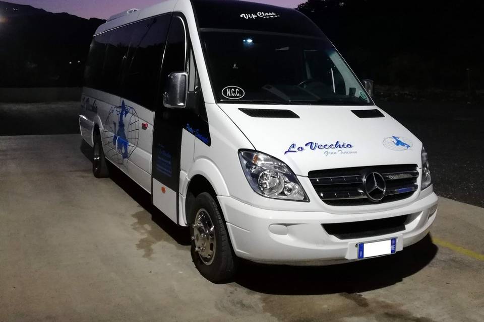 Minibus 20 posti