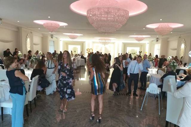 Ancora wedding party