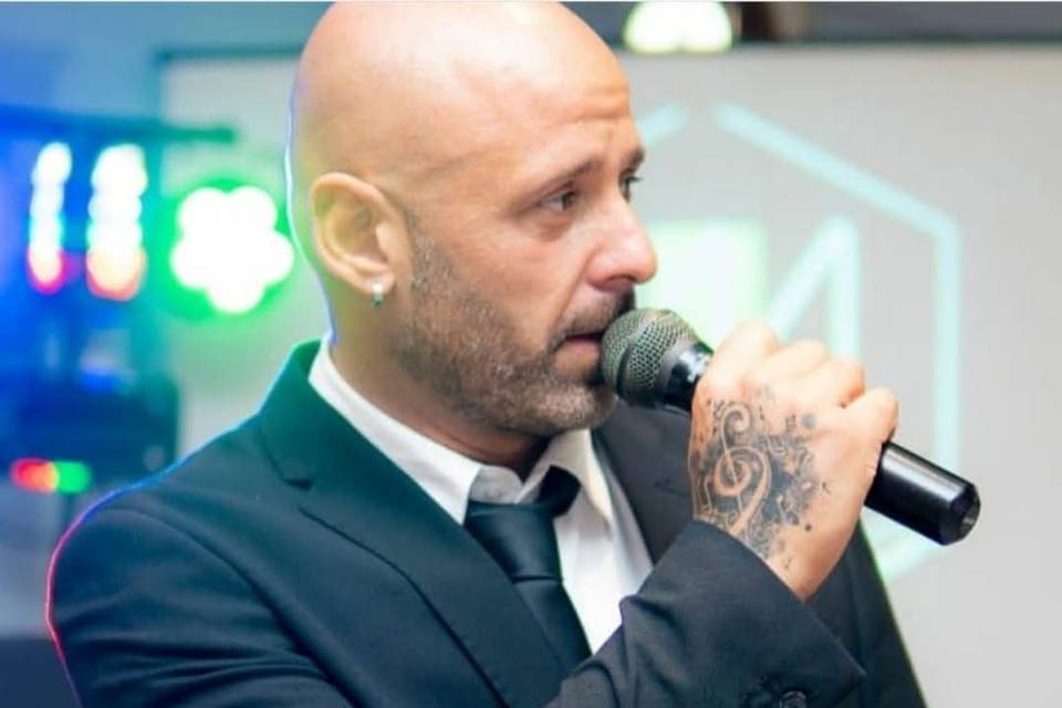 Cantante e animatore