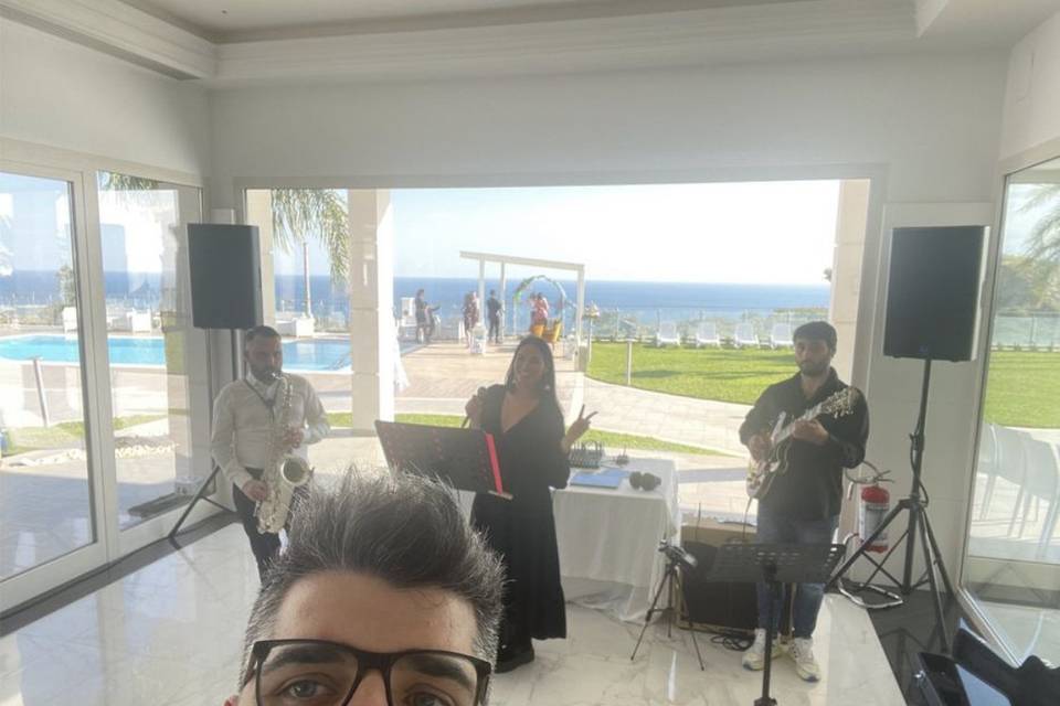 Wedding pop trio