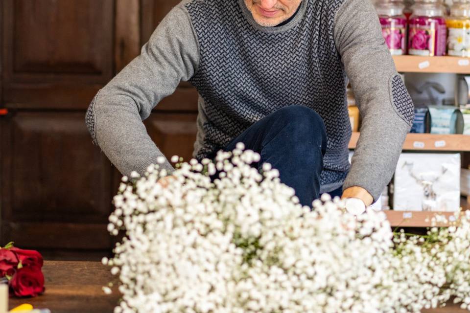 Composizione_nuvola_fiori_bianchi