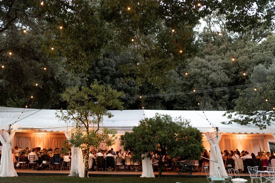 Cena sotto il gazebo