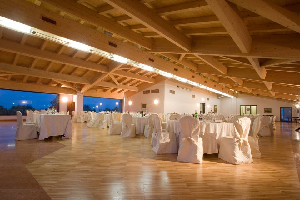 Salone delle feste allestito