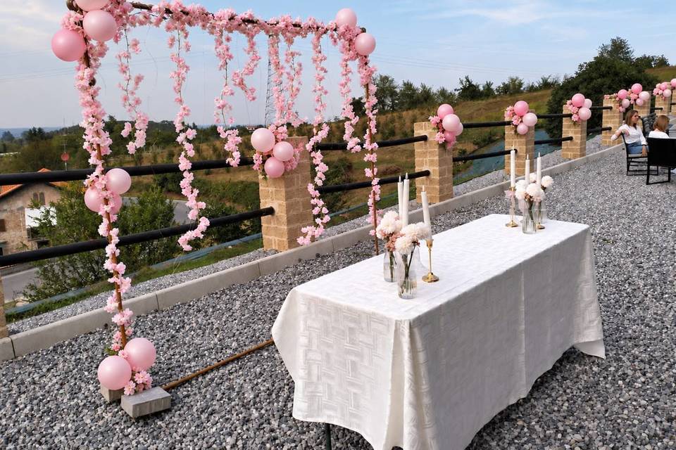 Taglio torta in collina
