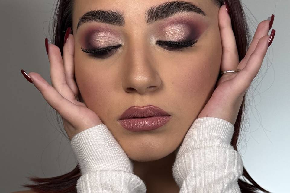 Terry Vargas Make-up e Beauty