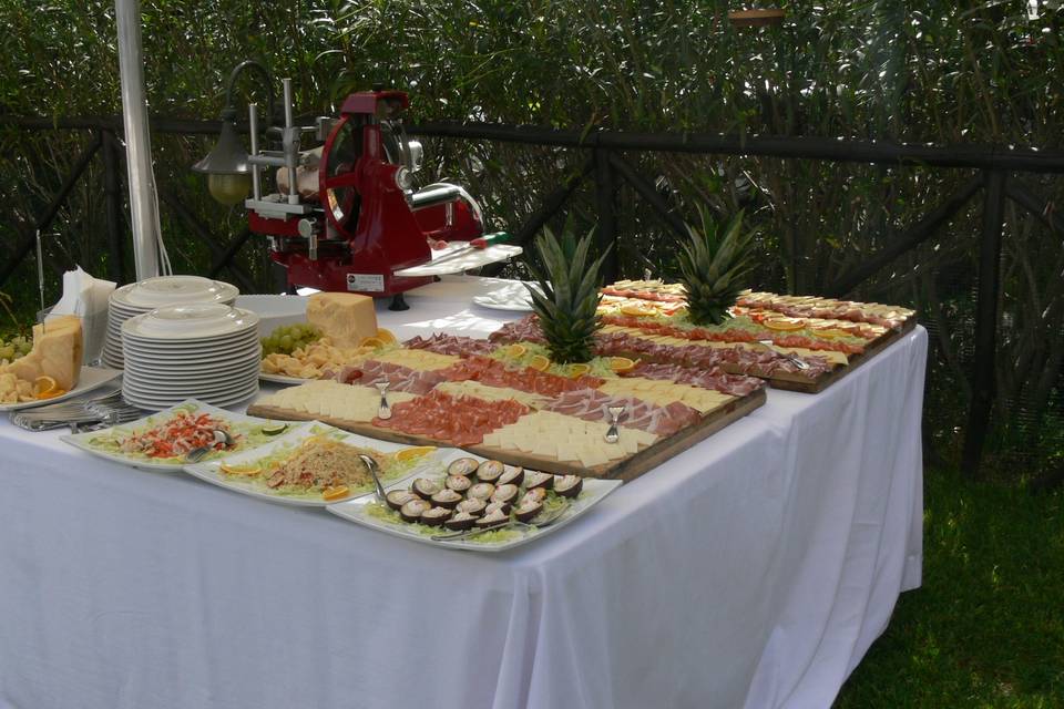 Isola buffet antipasti