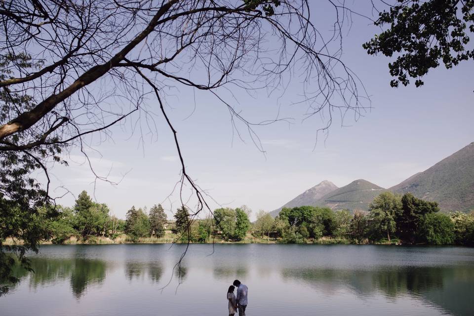 Lago e futuri sposi