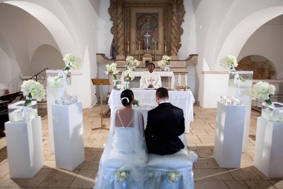 Allestimento esterno chiesa