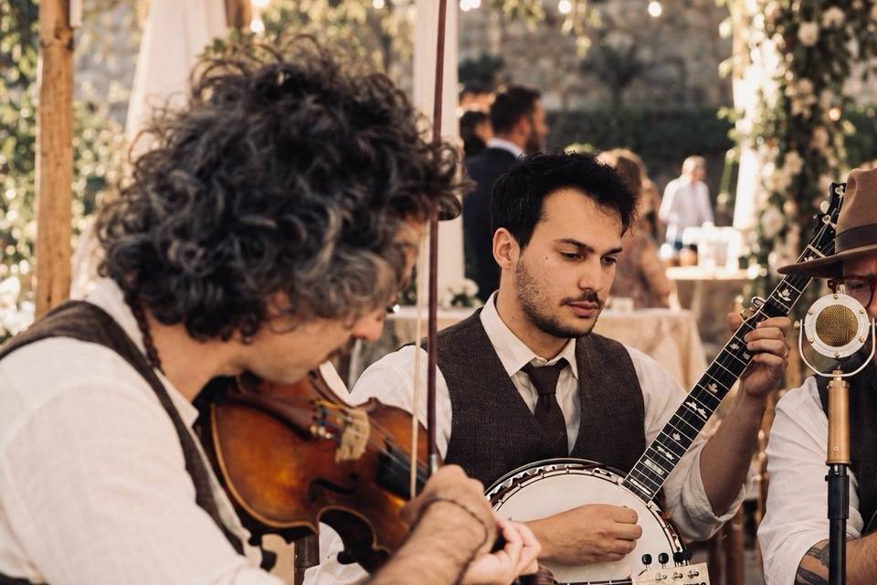 Fiddle & Banjo