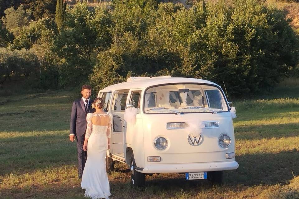 Pulmino VW bianco