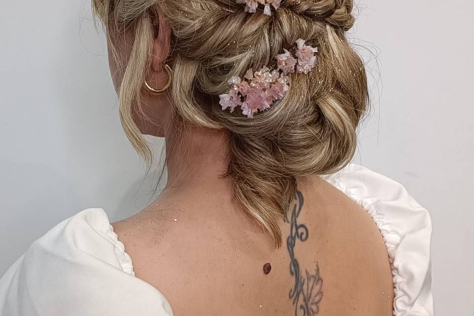 Bride-chignon