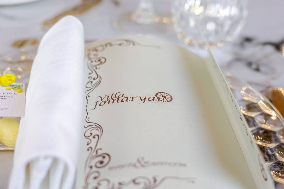 menu_villa_jomaryan_tovagliolo_bianco