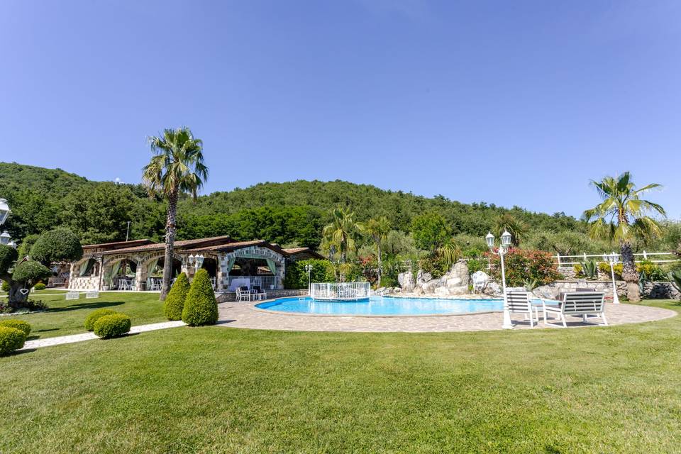 piscina_esterno_villa_palma