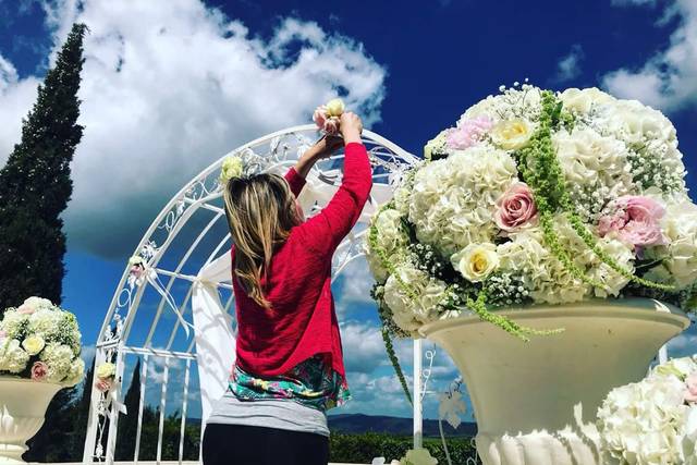 Alzate per fiori - Noleggio allestimenti eventi matrimonio ai Castelli  Romani