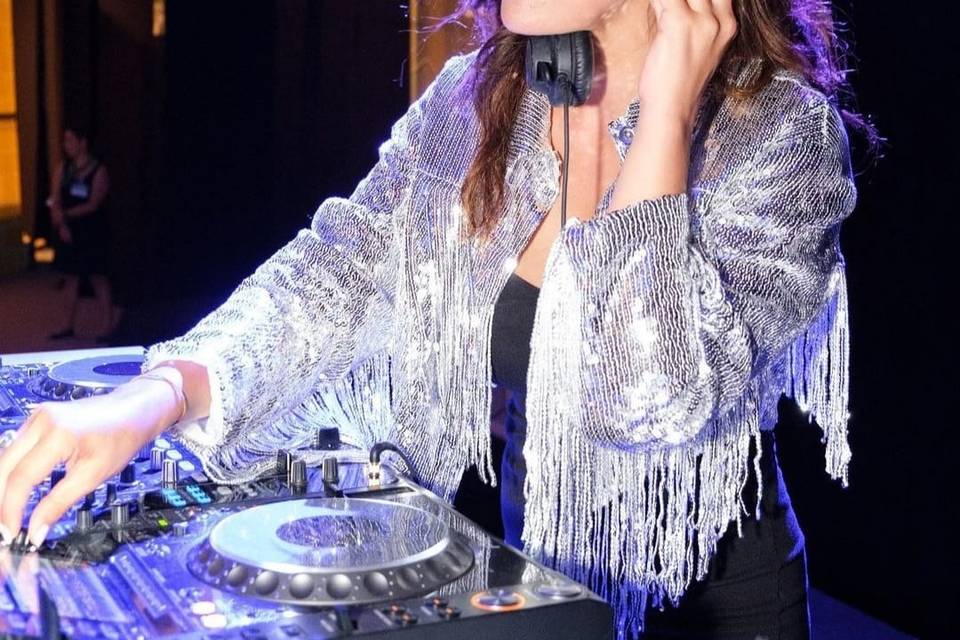 DJ Set Lady