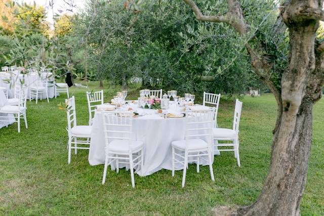 Allestimento tavoli