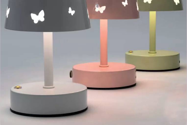 Lampade traforo farfalla