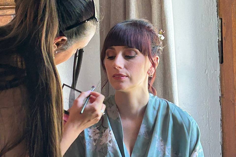 Backstage trucco sposa