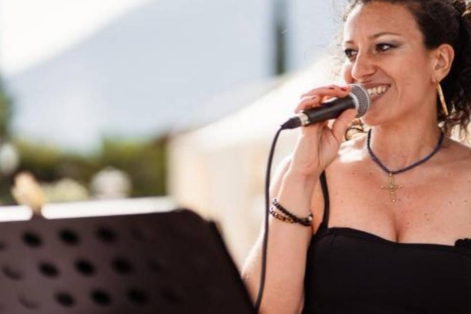 Cantante-evento-tania-lazio