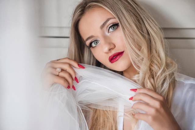 Ramona Make-up artist