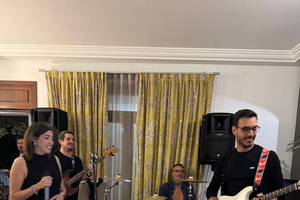 Live band